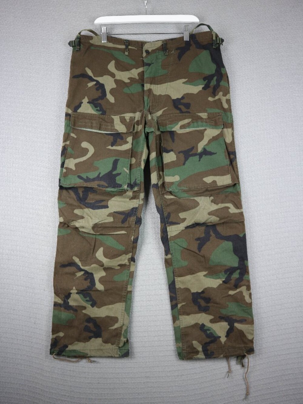 Vintage Cargo Military Camo Baggy Pants Mens Outershell No Pockets 38W